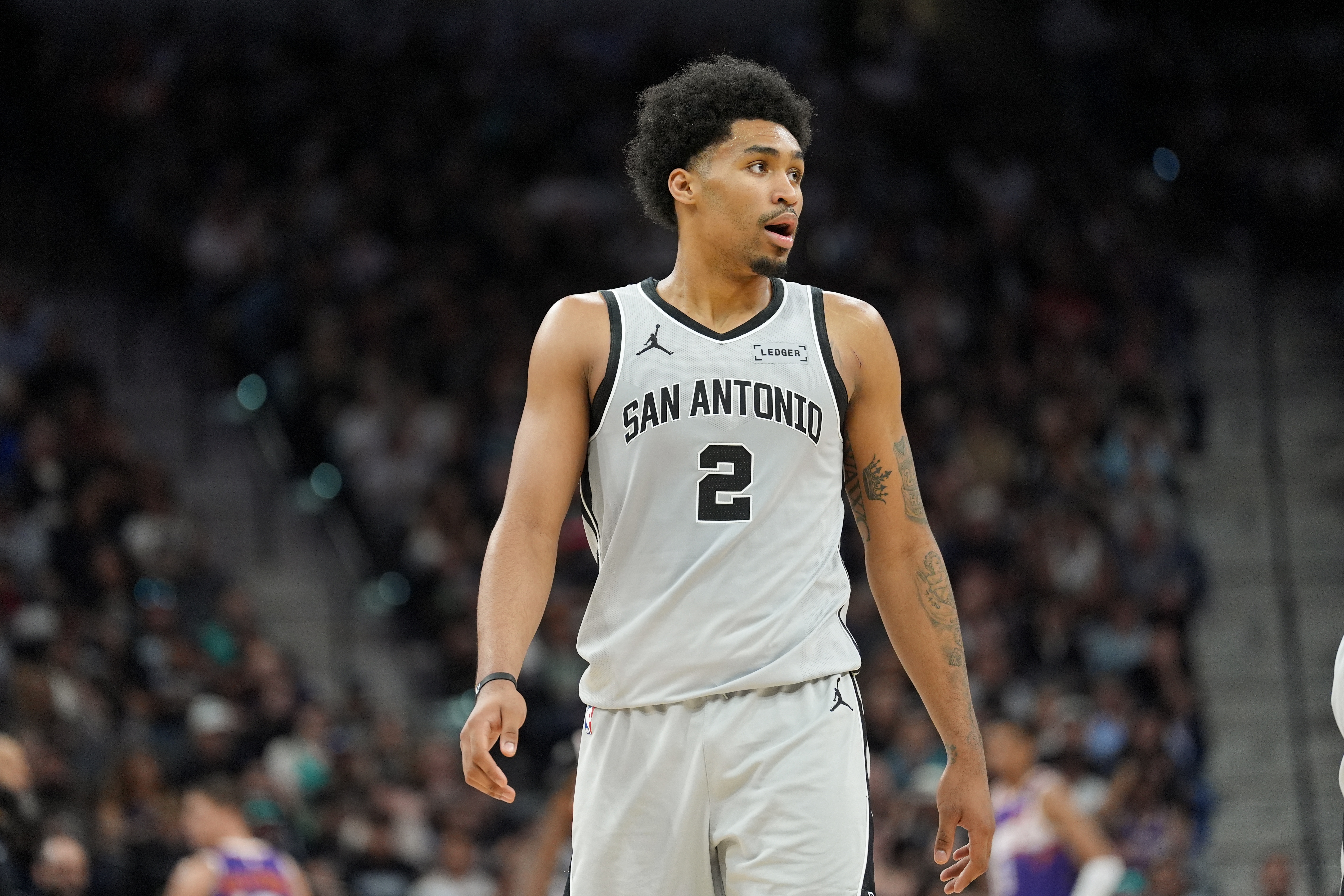 开云直播平台-哈珀解释和亨德森互喷：第三节球队没活力我想带来些火花